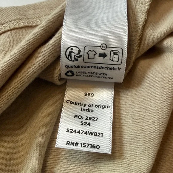 Cotopaxi graphic tee t-shirt alpaca llama women’s size small - Picture 7 of 7